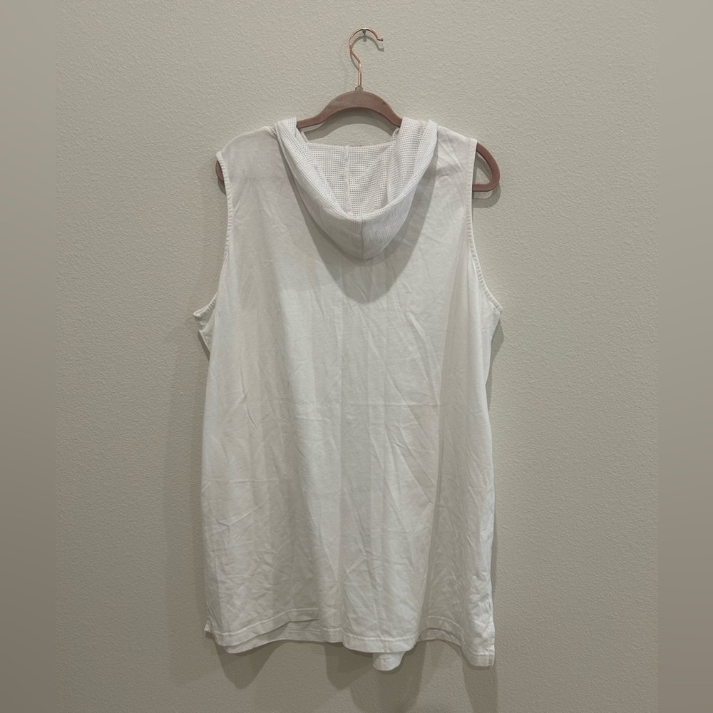 White Hooded Sleeveless Zip-Up Vest cover up - Picture 2 of 6